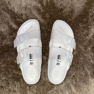 White Birkenstock’s